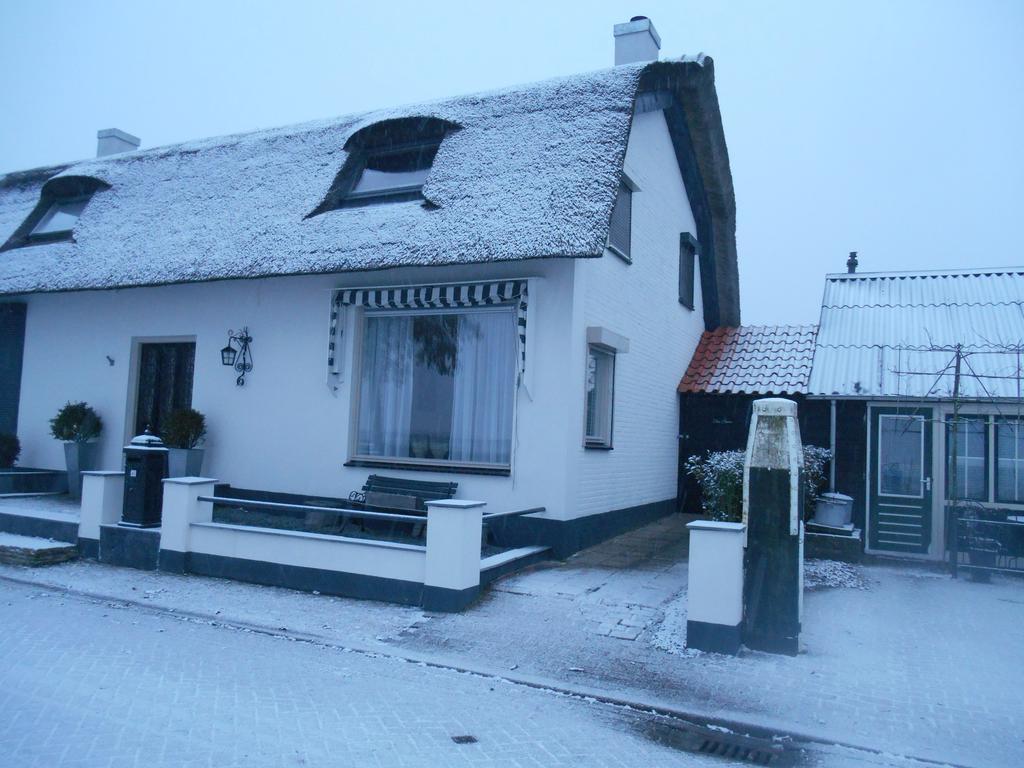 Anneke'S Bed En Botterhammeke Apartment Woensdrecht ภายนอก รูปภาพ
